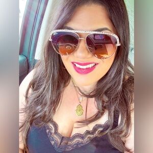 Meet your Posher, Lindsay